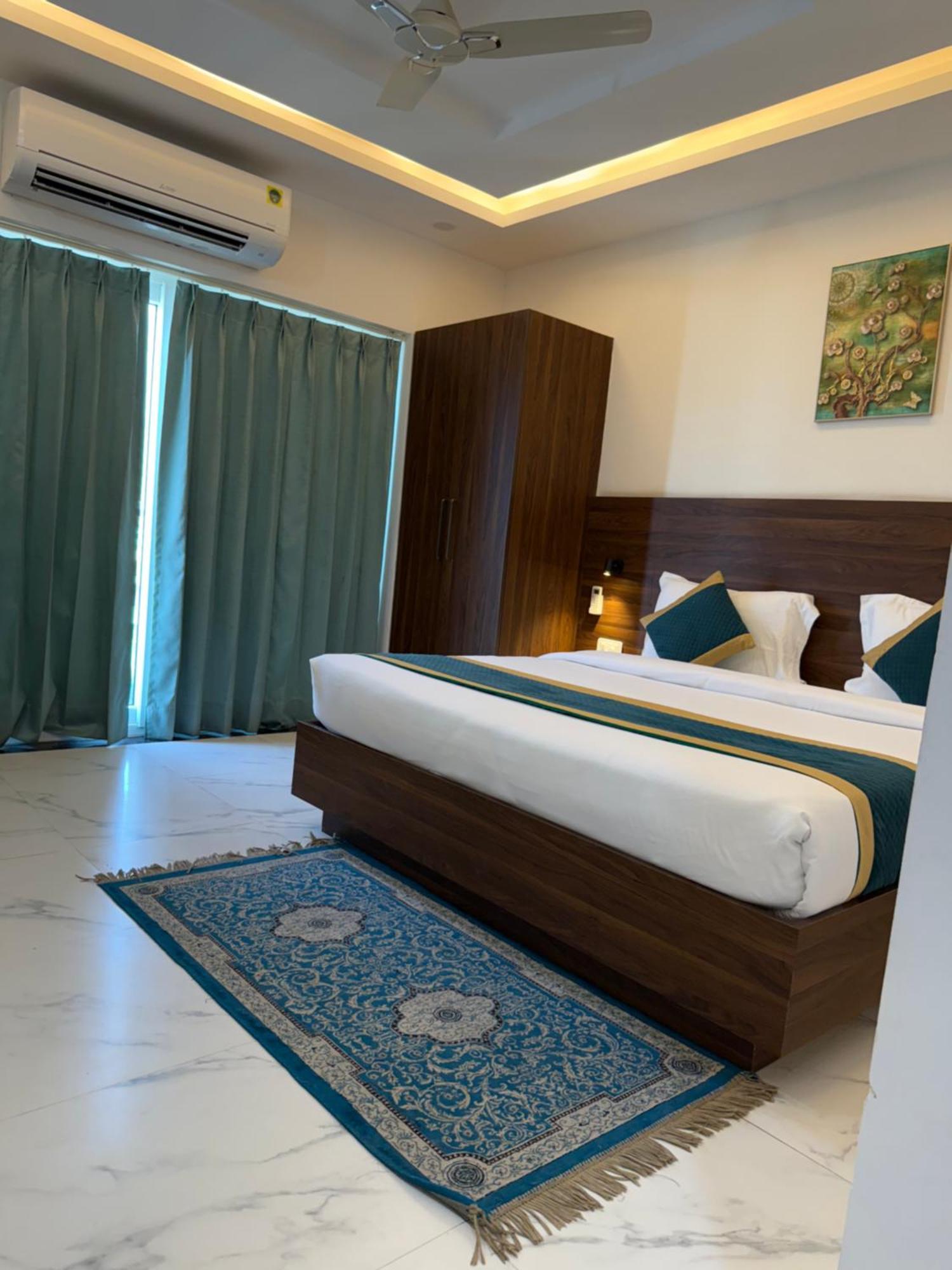 דהראדון Hotel 7 Heaven מראה חיצוני תמונה
